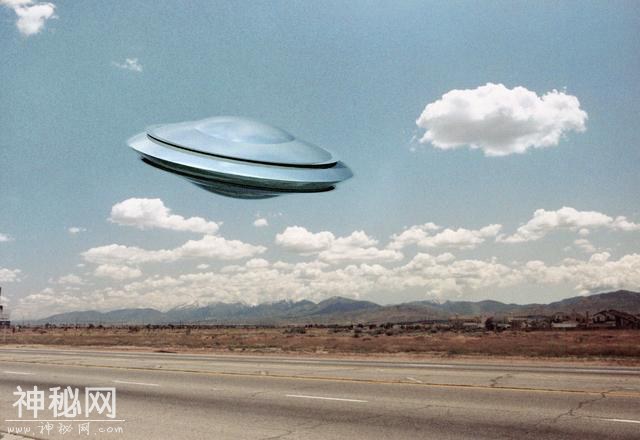 美国终于放出UFO调查报告，看完让人脑洞裂开：居然还想炸月球？-8.jpg